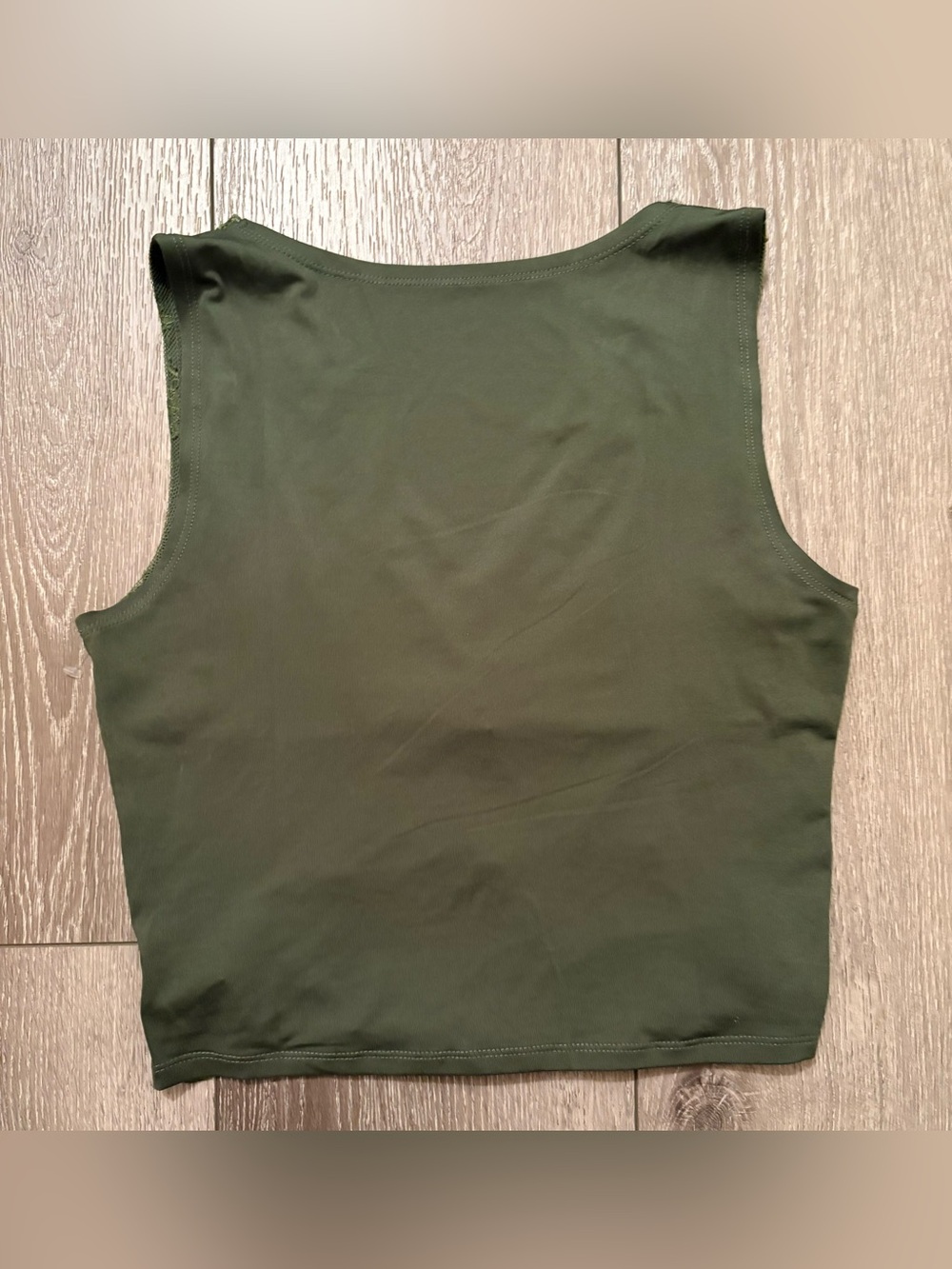 Cider Olive Green Lace V-Neck Crop Tank Top Size L - Picture 5 of 7